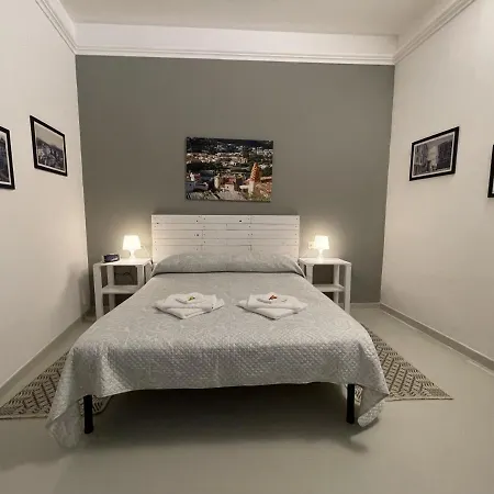 #garibaldi 05 - Old Town *