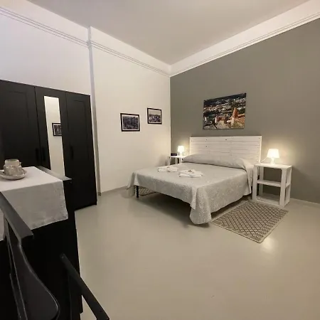 #garibaldi 05 - Old Town Apartamento