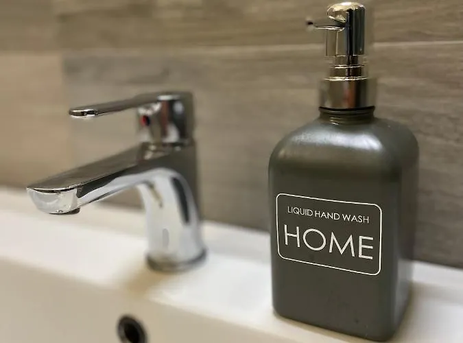 #garibaldi 05 - Old Town דירה אולביה